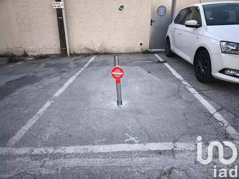 Parking, 12 m²