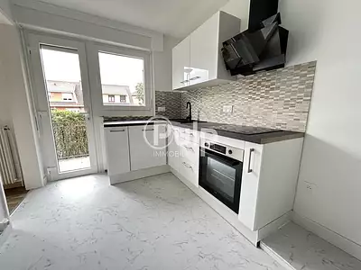 Maison, 94 m²