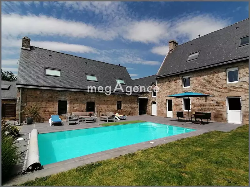 Maison, 276 m²