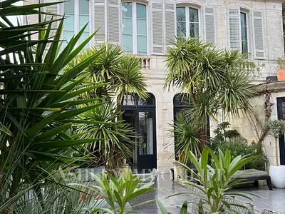 Maison, 368 m²