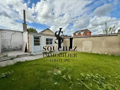 Terrain, 208 m²