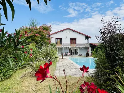 Maison, 175 m²
