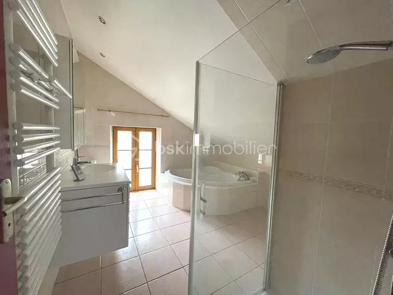 Maison, 140 m²