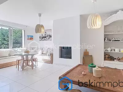 Maison, 210 m²