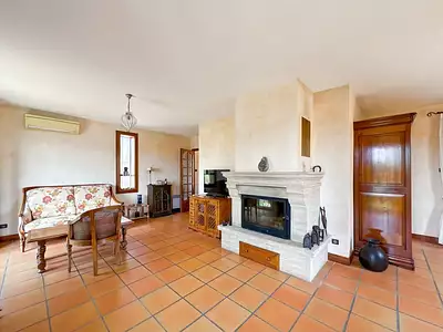 Maison, 168 m²