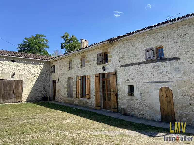 Maison, 250 m²
