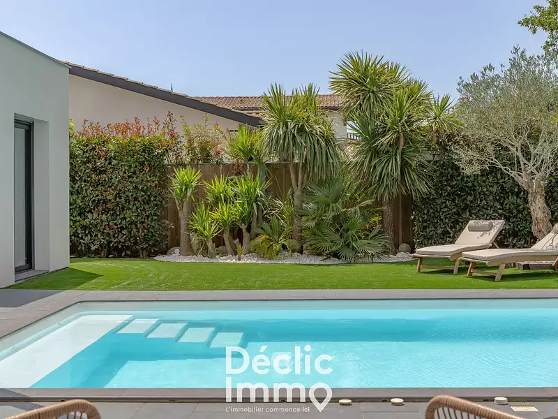 Maison, 162 m²