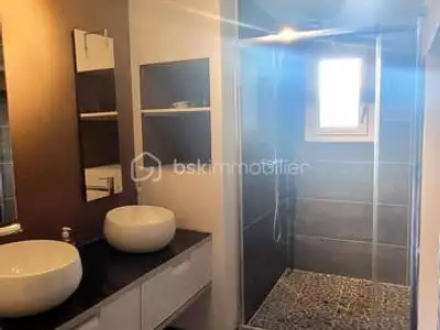 Maison, 157 m²