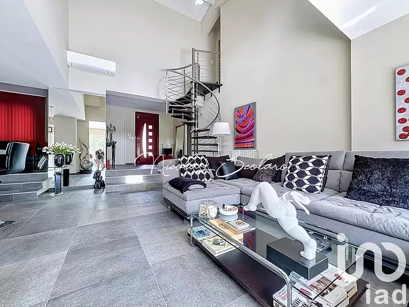 Maison, 223 m²