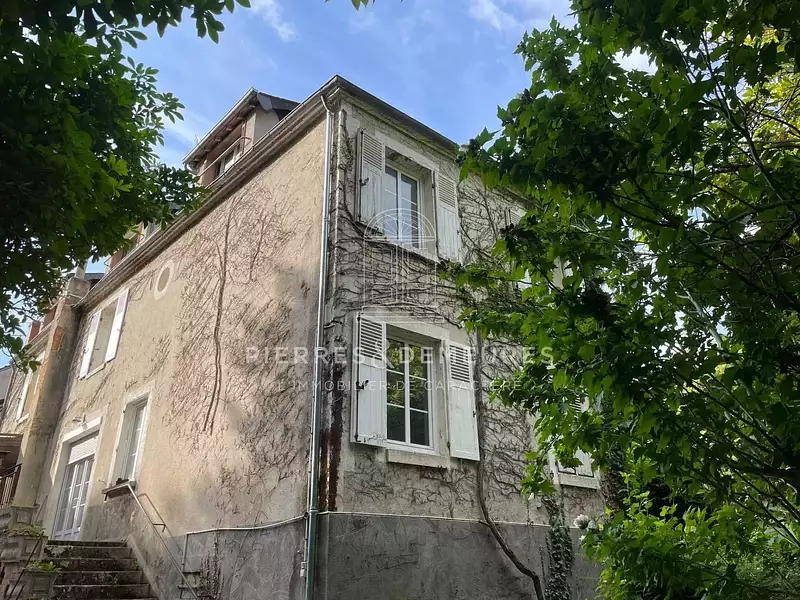 Maison, 328 m²