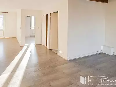 Immeuble, 198,7 m²