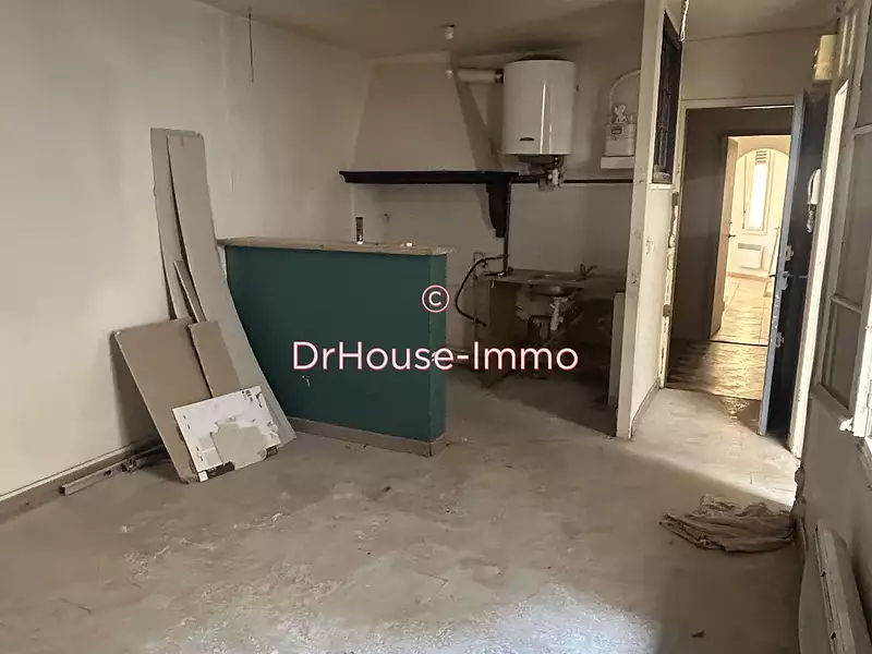 Immeuble, 300 m²