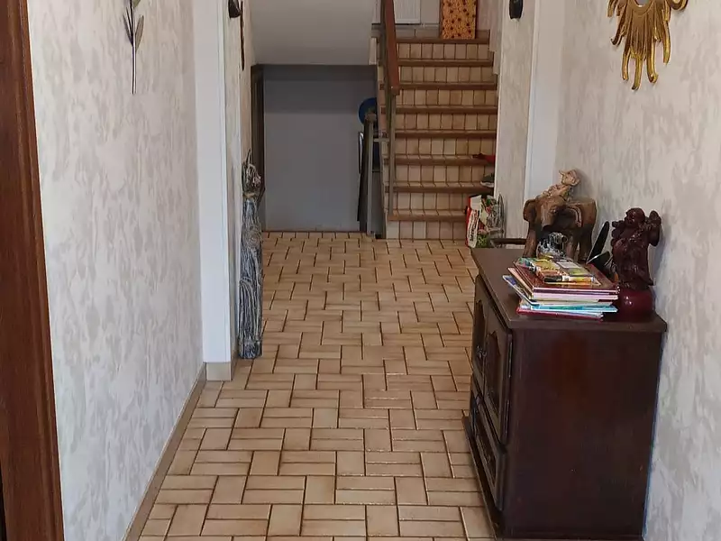Maison, 240 m²