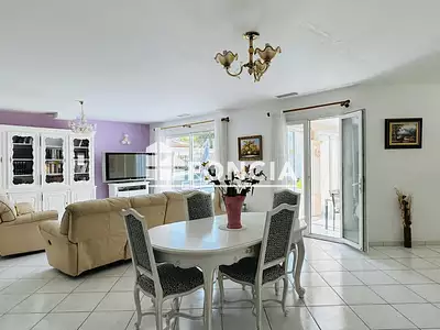 Maison, 166 m²