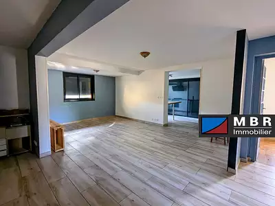 Maison, 218 m²