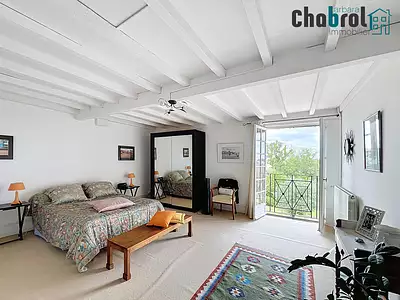 Maison, 325 m²