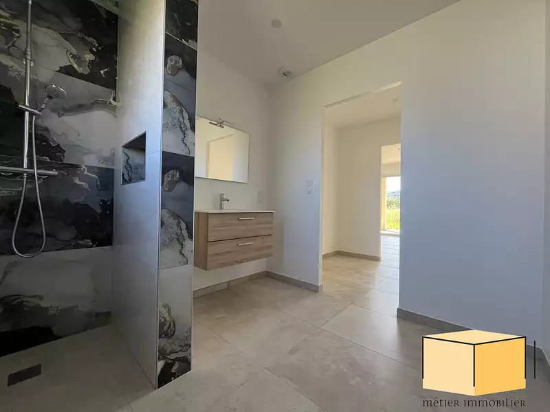 Maison, 147 m²
