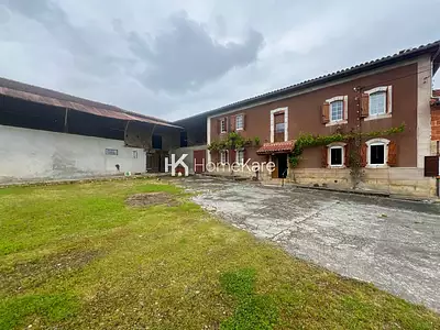 Maison, 300 m²