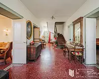 Maison, 340 m²