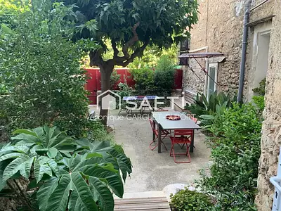Maison, 332 m²