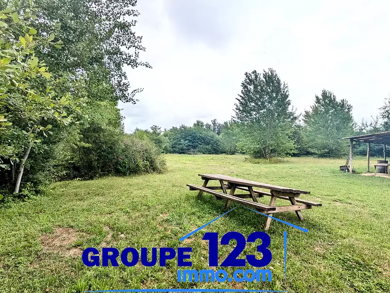 Terrain, 23 052 m²