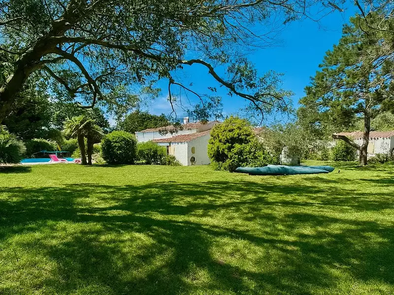 Maison, 350 m²