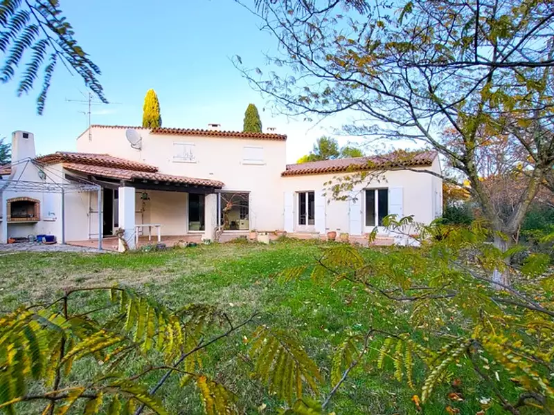 Maison, 236 m²