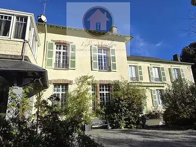 Maison, 274 m²