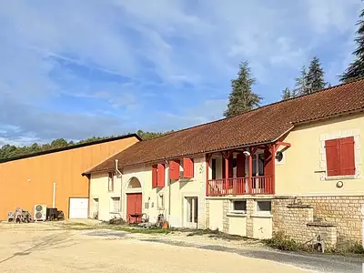 Maison, 1 540 m²