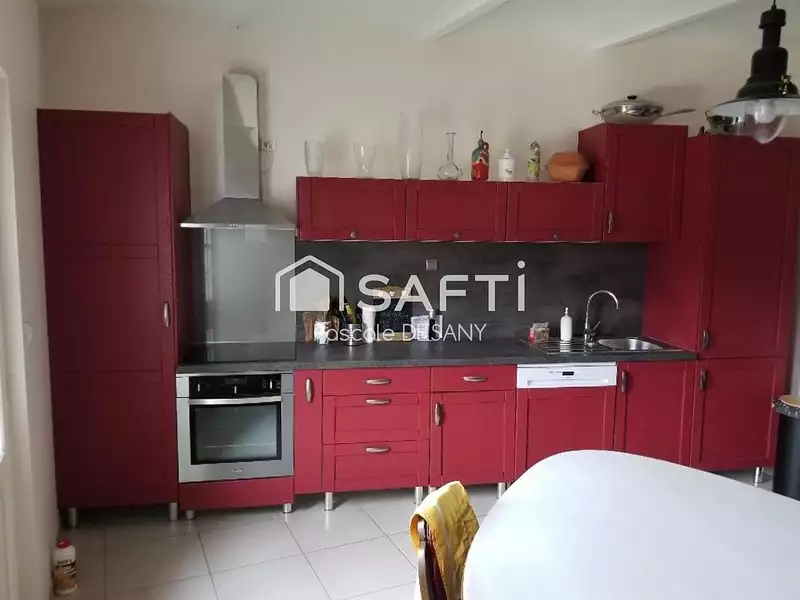 Maison, 245 m²