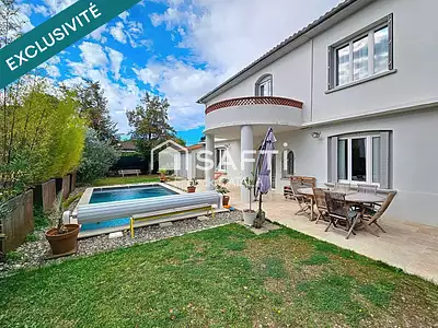 Maison, 180 m²