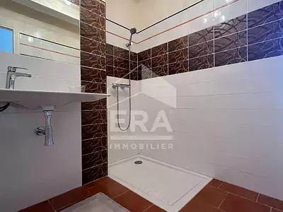 Maison, 370 m²
