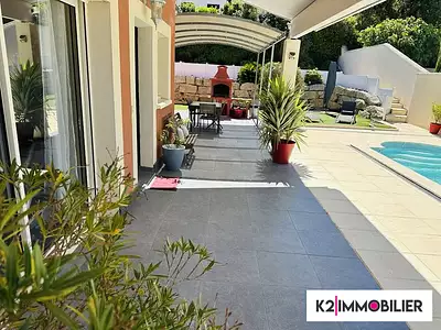 Maison, 117 m²