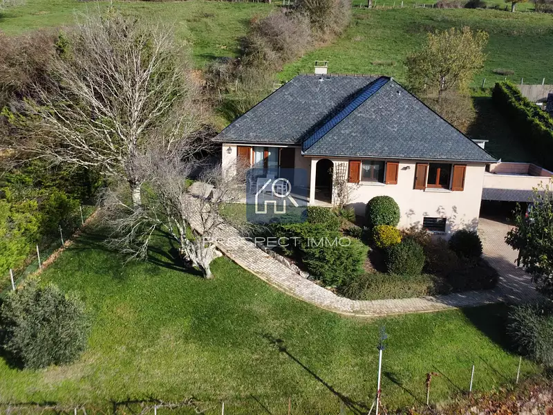 Maison, 146 m²