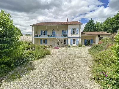 Maison, 254 m²