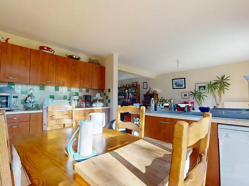 Maison, 180 m²