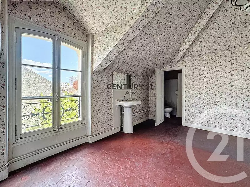 Maison, 180 m²