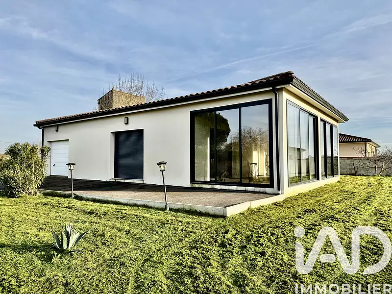 Maison, 146 m²