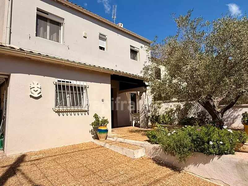 Maison, 156 m²