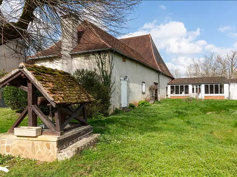 Maison, 176 m²