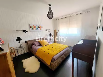 Maison, 165 m²
