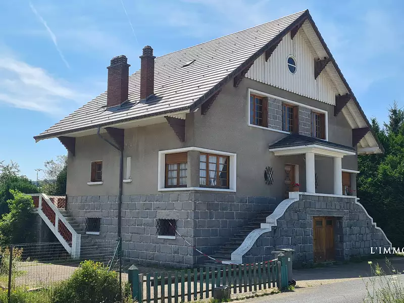 Maison, 235,17 m²
