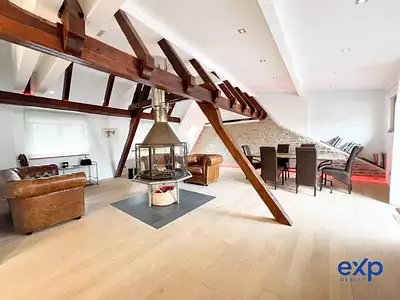 Maison, 711 m²