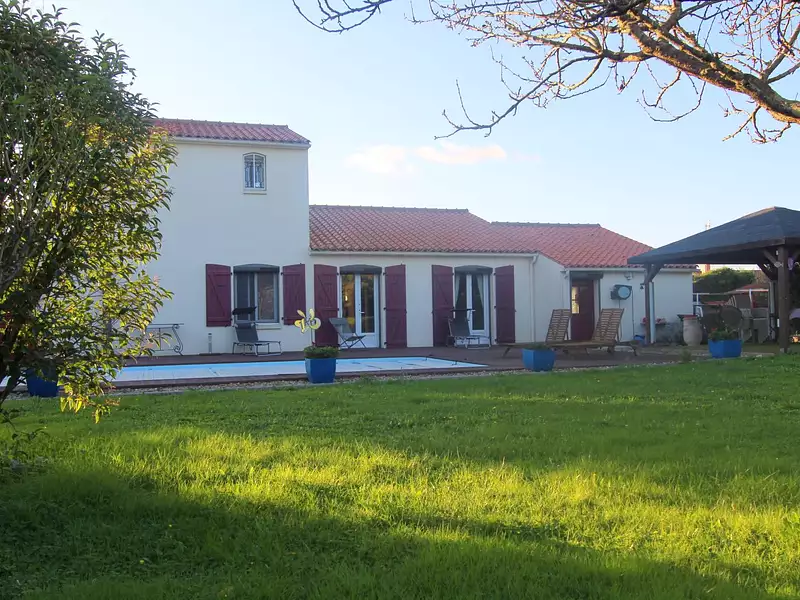 Maison, 163 m²