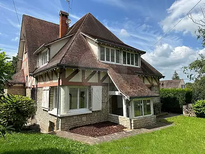 Maison, 233 m²