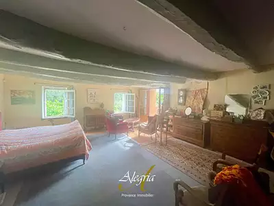 Maison, 505 m²