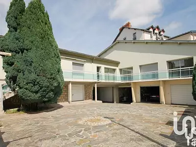 Maison, 275 m²