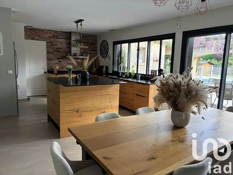 Maison, 153 m²