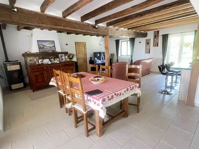 Maison, 208 m²