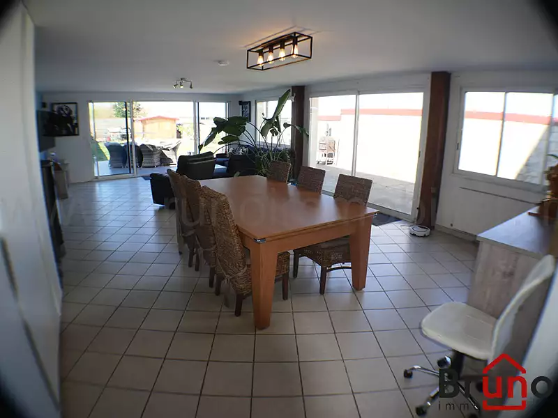 Maison, 147 m²